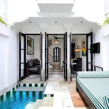 Martini Beachside Villa 6